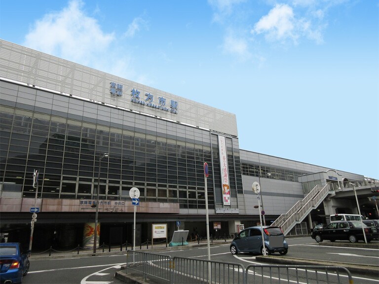 京阪本線　枚方市駅